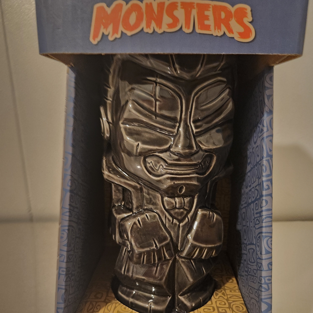 Monsters Dracula Tiki Mug - Black - Picture 4 of 11